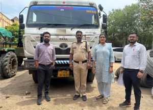  रेत का अवैध परिवहन करने पर हाईवा जप्त