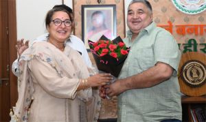 सिंधी अकादमी की अध्यक्ष सुषमा जेठानी ने मंत्री राजेश अग्रवाल से की सौजन्य मुलाकात सिंधी अकादमी की अध्यक्ष सुषमा जेठानी ने मंत्री राजेश अग्रवाल से की सौजन्य मुलाकात