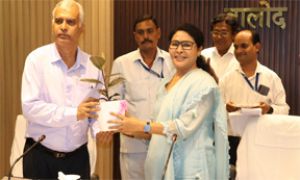  कलेक्टर ने तहसीलदार श्री आशुतोष शर्मा के पदोन्नति पर दी हार्दिक बधाई एवं शुभकामनाएं