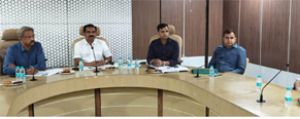  छत्तीसगढ़ में अब बिना लोकेशन ट्रैकिंग सिस्टम वाली यात्री बसों पर होगी कार्रवाई