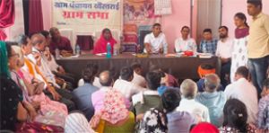  जिला पंचायत सीईओ ने किया बालोद विकासखण्ड के विभिन्न ग्रामों का निरीक्षण