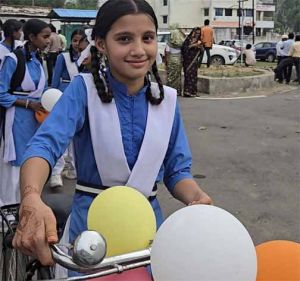  &rsquo;सरस्वती साइकिल योजना से वैष्णवी के सपनों को मिली नई उड़ान&rsquo;
