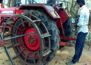  लोहे के केज रिंग लगे ट्रैक्टरों का सड़कों पर संचालन प्रतिबंधित