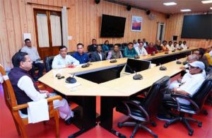  ​देवभूमि और छत्तीसगढ़ के बीच बढ़ा वैचारिक सेतु:मुख्यमंत्री श्री धामी से मिले छत्तीसगढ़ के मीडिया प्रतिनिधि