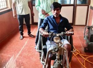 मोटराइज्ड ट्रायसायकल वितरण योजना: दिव्यांग श्री कलेश ओगरे को मिला मोटराइज्ड ट्रायसायकल मोटराइज्ड ट्रायसायकल वितरण योजना: दिव्यांग श्री कलेश ओगरे को मिला मोटराइज्ड ट्रायसायकल