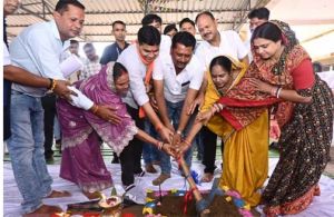  गांवों में खेल और बाल विकास की बुनियादी सुविधाओं का विस्तार सरकार की प्राथमिकता-  मंत्री  टंकराम वर्मा