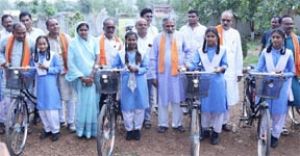  शिक्षा किसी भी राष्ट्र व समाज के विकास की है आधारशिला: सांसद श्री नाग