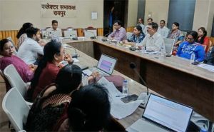  मातृ-शिशु स्वास्थ्य, टीकाकरण, NCD एवं आयुष्मान कार्ड की प्रगति पर दिए सख्त निर्देश  