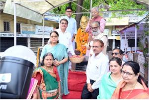  डॉ खूबचंद बघेल की जयंती पर निगम द्वारा पुष्पांजलि कार्यक्रम का आयोजन 
