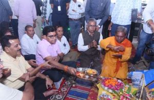 आधुनिक खेती की दिशा में जिले की ऐतिहासिक उपलब्धि,अब सहकारी समितियों के माध्यम से किसानों को मिलेगी ड्रोन स्प्रेयर की सुविधा आधुनिक खेती की दिशा में जिले की ऐतिहासिक उपलब्धि,अब सहकारी समितियों के माध्यम से किसानों को मिलेगी ड्रोन स्प्रेयर की सुविधा