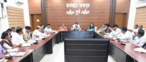  सभी शिक्षकों की शत-प्रतिशत बायोमेट्रिक उपस्थिति और आयुष्मान कार्ड बनाने पर दें विशेष जोर