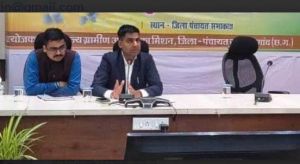 बच्चों के आधार के अनिवार्य बायोमैट्रिक अपडेशन का कार्य प्राथमिकता से करें पूर्ण : कलेक्टर