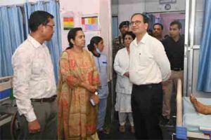  सरकारी अस्पताल में संसाधनों की कमी नहीं, सेवा और संवेदनशीलता दिखे