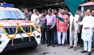 मुख्यमंत्री विष्णु देव साय ने धरसींवा विधानसभा को दी निःशुल्क एम्बुलेंस की सौगात मुख्यमंत्री विष्णु देव साय ने धरसींवा विधानसभा को दी निःशुल्क एम्बुलेंस की सौगात
