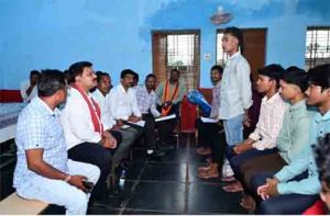  छात्रावासी बच्चों के बीच पहुंचे उप मुख्यमंत्री विजय शर्मा