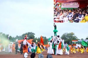शालेय विद्यार्थियों की सांस्कृतिक प्रस्तुतियों ने बांधा समां
