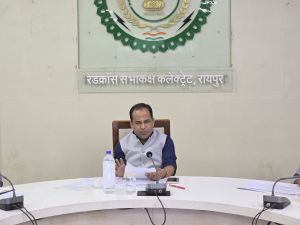 कलेक्टर डॉ. गौरव सिंह ने ली फॉलोअप टीएल बैठक