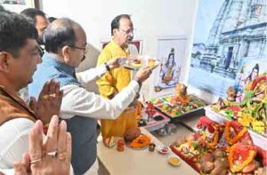  उप मुख्यमंत्री अरुण साव महारुद्राभिषेक में हुए शामिल