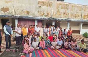  मंत्री रामविचार नेताम ने किया पोस्ट मैट्रिक आदिवासी कन्या छात्रावास का आकस्मिक निरीक्षण