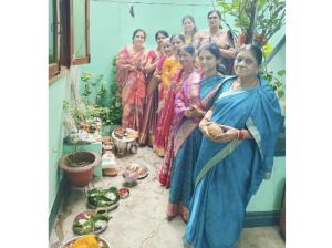 महाराष्ट्र मंडल के बूढ़ापारा केंद्र की महिलाओं ने की कमरछट पूजा महाराष्ट्र मंडल के बूढ़ापारा केंद्र की महिलाओं ने की कमरछट पूजा