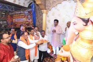  117 वर्षों से चली आ रही गणेशोत्सव की परंपरा में शामिल हुए मुख्यमंत्री विष्णु देव साय