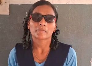 सेवा संकल्प अभियान : स्मार्ट फोन और स्मार्ट केन से ललिता के जीवन में आया बदलाव
