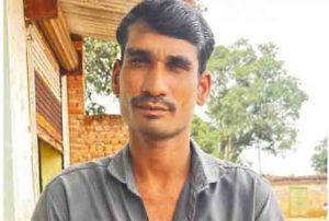 सेवा की कहानी : पुश्तैनी जमीन को मिला अधिकार का दस्तावेज सेवा की कहानी : पुश्तैनी जमीन को मिला अधिकार का दस्तावेज