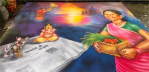 'स्वच्छता ही संस्कृति’ पर भव्य रंगोली को देखने के लिए उमड़ रही भीड़ 'स्वच्छता ही संस्कृति’ पर भव्य रंगोली को देखने के लिए उमड़ रही भीड़