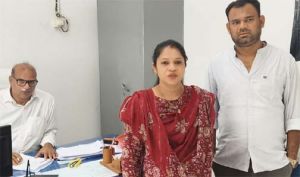 अपने नाम जमीन की रजिस्ट्री पर महिला किसान चंद्रकांता को 9,510 रुपये की राहत अपने नाम जमीन की रजिस्ट्री पर महिला किसान चंद्रकांता को 9,510 रुपये की राहत