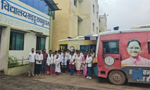  प्रयास हॉस्टल के बच्चों के स्वास्थ्य की चिंता, एमएमयू पहुंची उनके द्वार