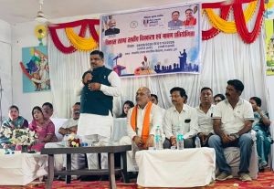 विकासखंड स्तरीय चित्रकला एवं भाषण प्रतियोगिता में विद्यार्थियों ने दिखाई प्रतिभा
