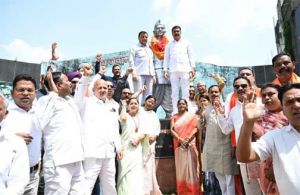  गांधी जयंती पर औद्योगिक क्षेत्र कोरबा में लगाए गए लगभग 100 पौधे