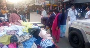  टीम प्रहरी अभियान : नगर निगम जोन 4 क्षेत्र में कब्जाधारियों से  ई चालान वसूला गया
