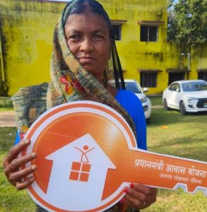 प्रधानमंत्री आवास योजना से साकार हुआ सुकनी बाई का अपने पक्के घर का सपना प्रधानमंत्री आवास योजना से साकार हुआ सुकनी बाई का अपने पक्के घर का सपना