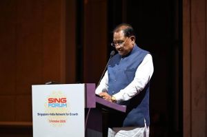   43,600 करोड़ की प्रत्यक्ष विदेशी निवेश प्रतिबद्धताएं, कौशल विकास समझौता और वैश्विक साझेदारियां : छत्तीसगढ़ के लिए उपलब्धियों से भरा रहा सिंगापुर दौरा