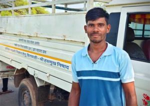 प्रधानमंत्री मत्स्य संपदा योजना ने मत्स्य पालक युवा हसमुख निषाद के व्यवसाय को दी नई उड़ान प्रधानमंत्री मत्स्य संपदा योजना ने मत्स्य पालक युवा हसमुख निषाद के व्यवसाय को दी नई उड़ान