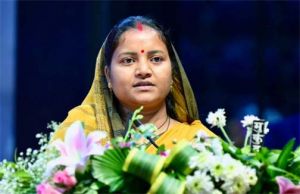 पीएमजीएसवाई की बदहाल सड़कों पर मंत्री लक्ष्मी राजवाड़े सख्त