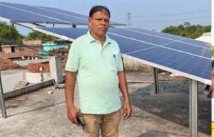  प्रधानमंत्री सूर्यघर मुफ्त बिजली योजना का लाभ लेते हुए मूलचंद कोसरिया ने छत पर लगवाया 3 किलोवॉट का सोलर पैनल
