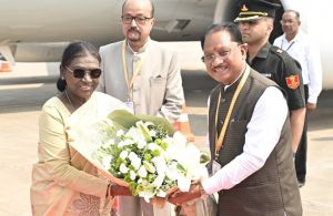 राष्ट्रपति श्रीमती द्रौपदी मुर्मु का छत्तीसगढ़ की पावन धरा पर आत्मीय स्वागत