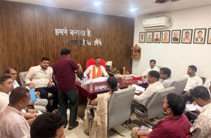 रायपुर ग्रामीण विधायक मोतीलाल साहू ने जोन 9 पहुंचकर की कार्य समीक्षा