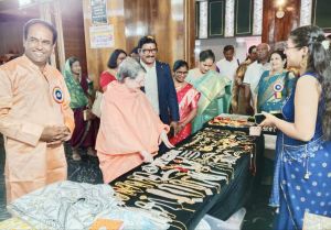   मराठी मेले में आकर्षित कर रहे स्&zwj;टाल