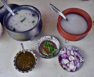  विशेष लेख: मोमोस और पिज्जा से ज्यादा स्वादिष्ट और सेहदमंद है चावल का बोरे बासी