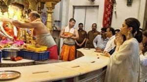 छपाक के रिलीज होते ही सिद्धिविनायक पहुंचीं दीपिका