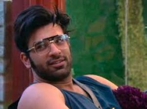 10 लाख रुपए लेकर बाहर हुए पारस छाबड़ा 10 लाख रुपए लेकर बाहर हुए पारस छाबड़ा