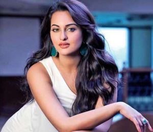  सोनाक्षी सिन्हा ने ऑनलाइन उत्पीडऩ के खिलाफ अभियान शुरू किया