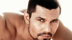 वेटर से लेकर टैक्सी ड्राइवर तक का काम कर चुका है ये स्टार वेटर से लेकर टैक्सी ड्राइवर तक का काम कर चुका है ये स्टार