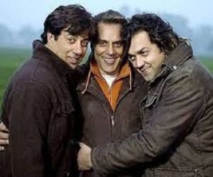   13 साल बाद फिर साथ में फिल्म करेंगे धर्मेंद्र, सनी और बॉबी देओल !!