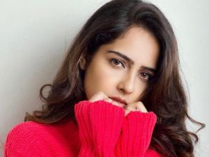  टीवी एक्ट्रेस मालवी मल्होत्रा पर चाकू से हमला, एक्ट्रेस ने मांगी कंगना रनौत से मदद..