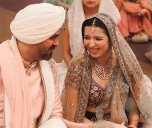 एक-दूसरे के हुए हरमन बावेजा और साशा रामचंदानी एक-दूसरे के हुए हरमन बावेजा और साशा रामचंदानी