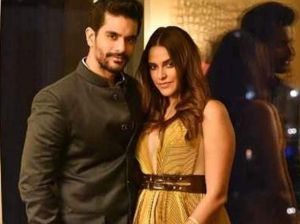 नेहा धूपिया और अंगद बेदी के घर आया नन्हा मेहमान नेहा धूपिया और अंगद बेदी के घर आया नन्हा मेहमान